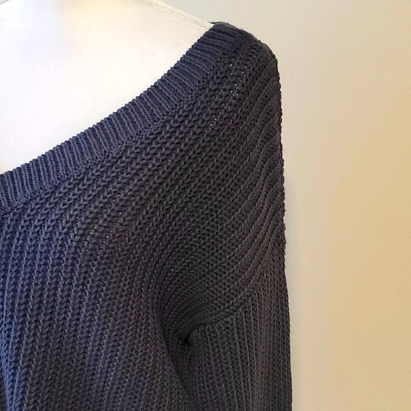 Pink Victoria's Secret sweater. Size XS - Picture 2 of 8